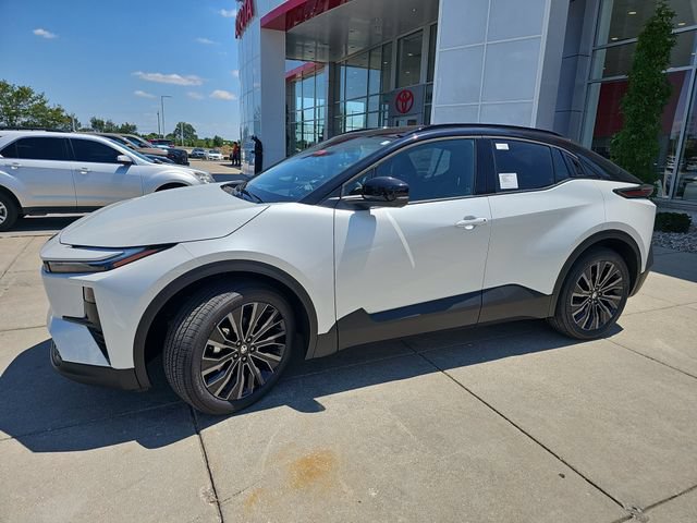New 2026 Toyota C-HR AWD/4WD image 3
