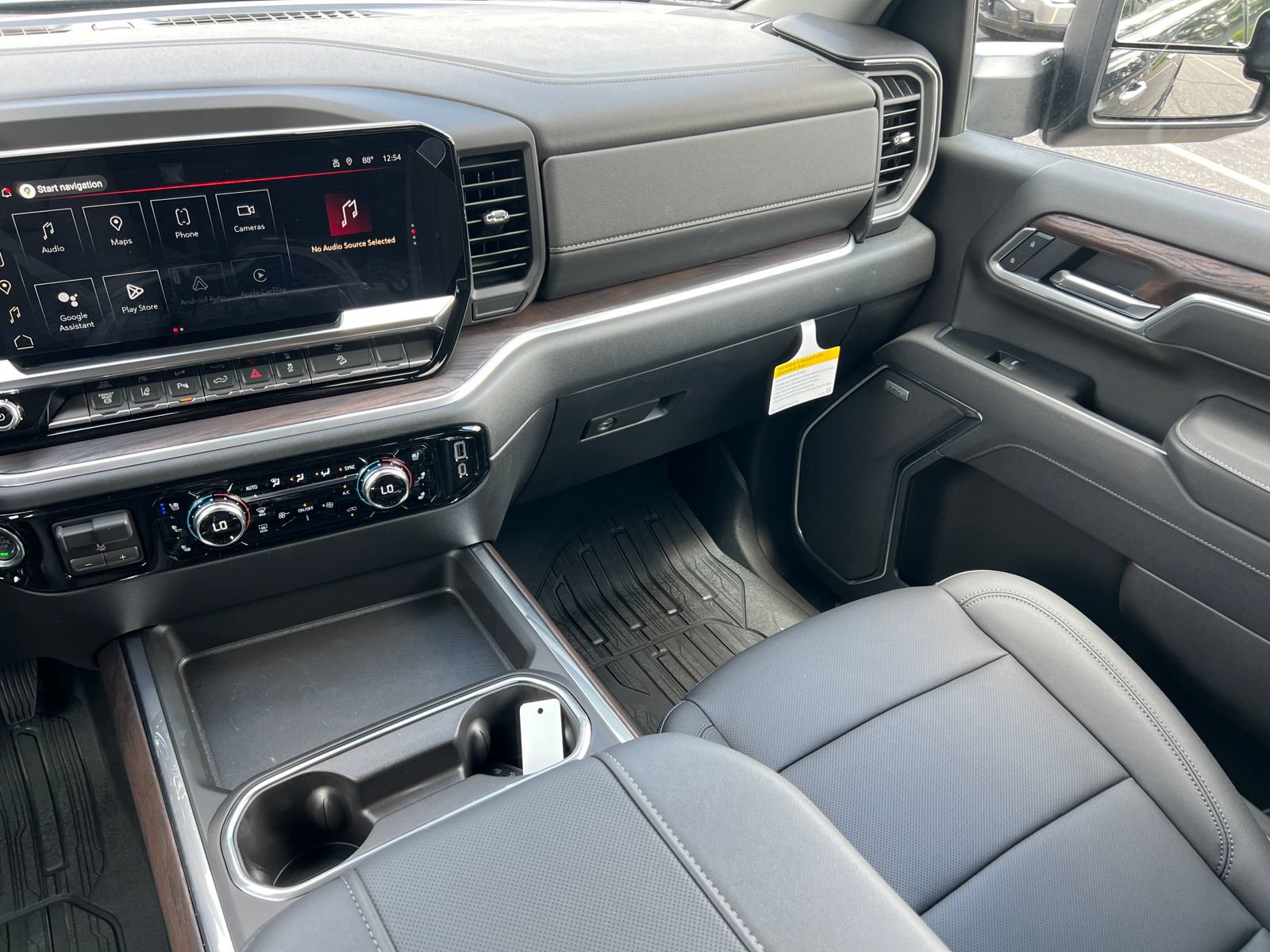 New 2026 GMC Sierra 2500 SLT w/ SLT Premium Package AWD/4WD image 35