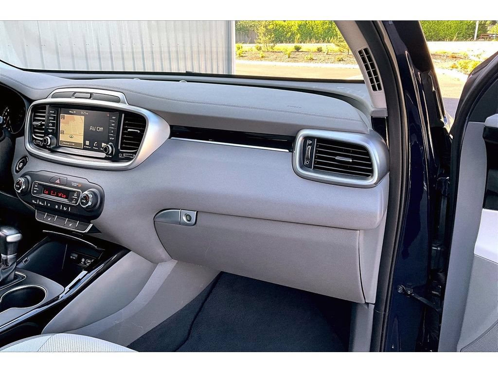 Used 2020 Kia Sorento SX AWD/4WD image 16