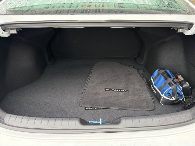 Used 2025 Hyundai Elantra Sport image 30