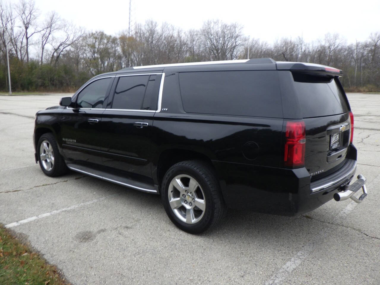 Used 2015 Chevrolet Suburban LTZ w/ Max Trailering Package image 3