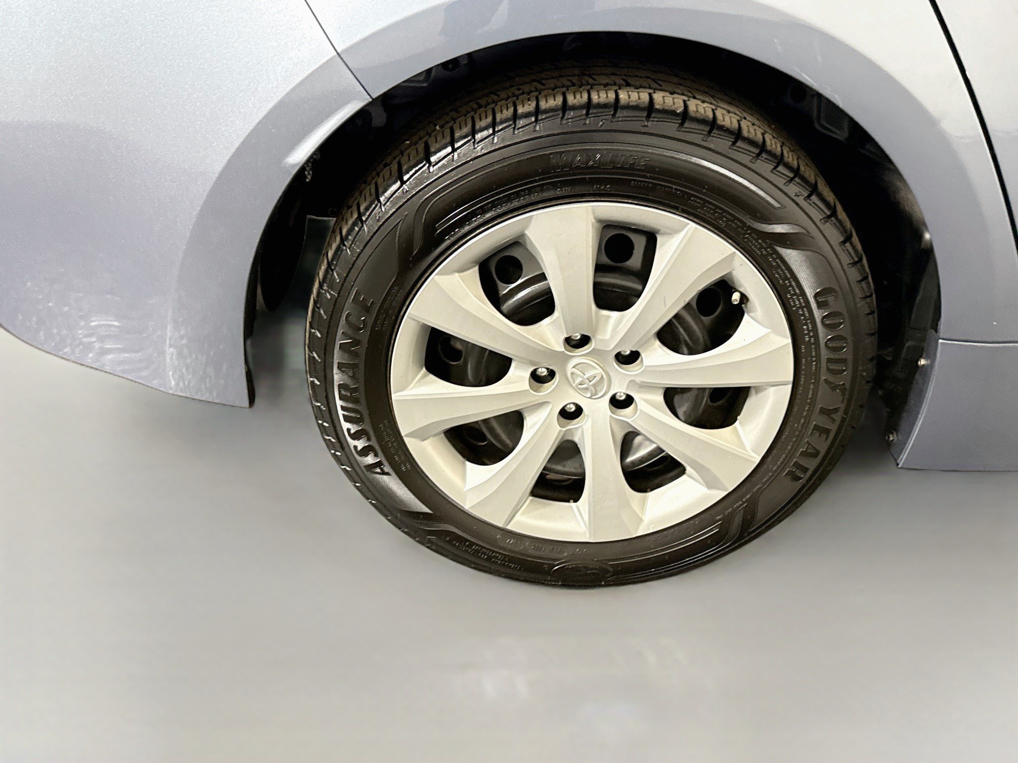 Used 2021 Toyota Corolla LE FWD image 32
