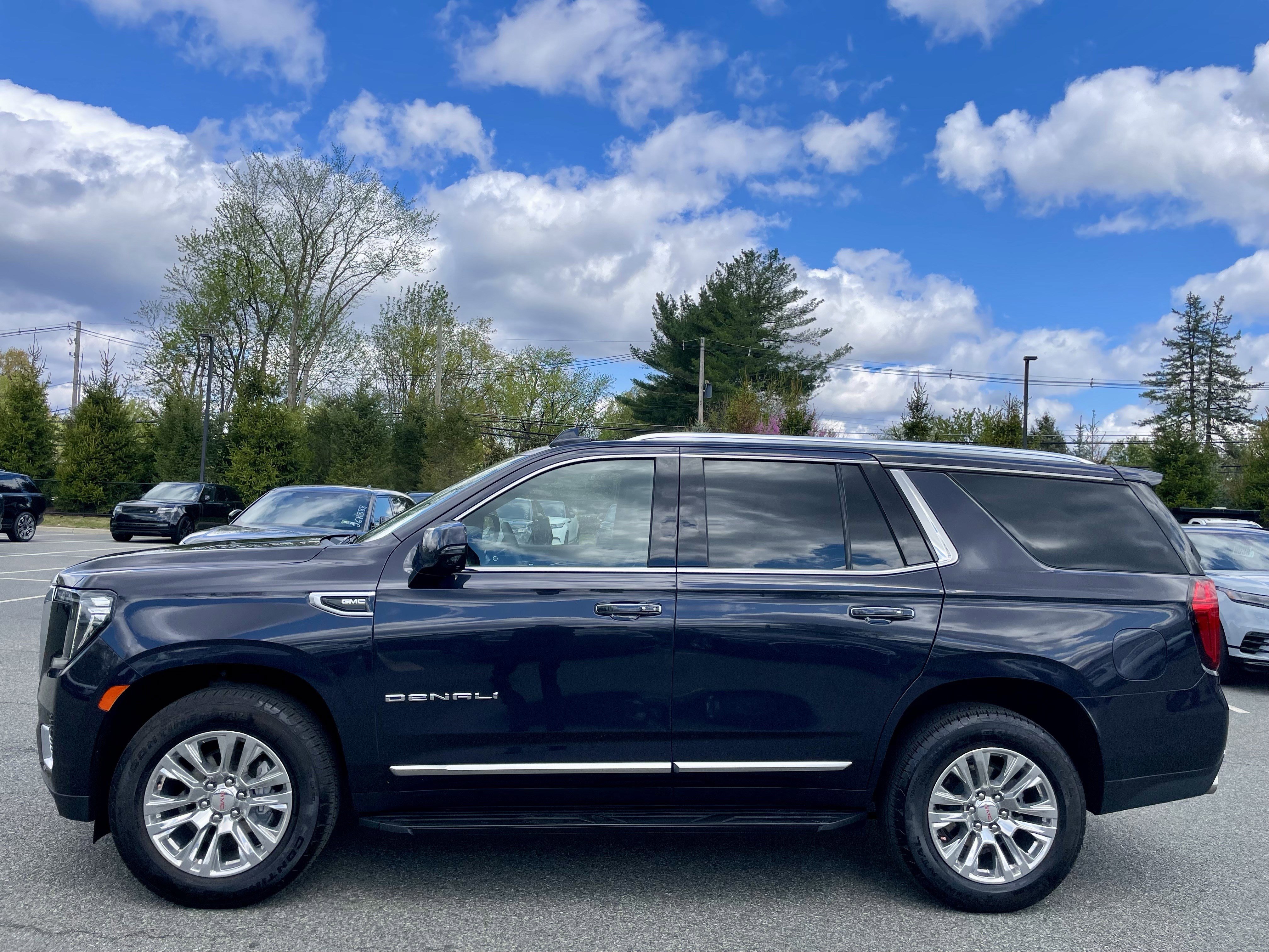Used 2024 GMC Yukon Denali image 8