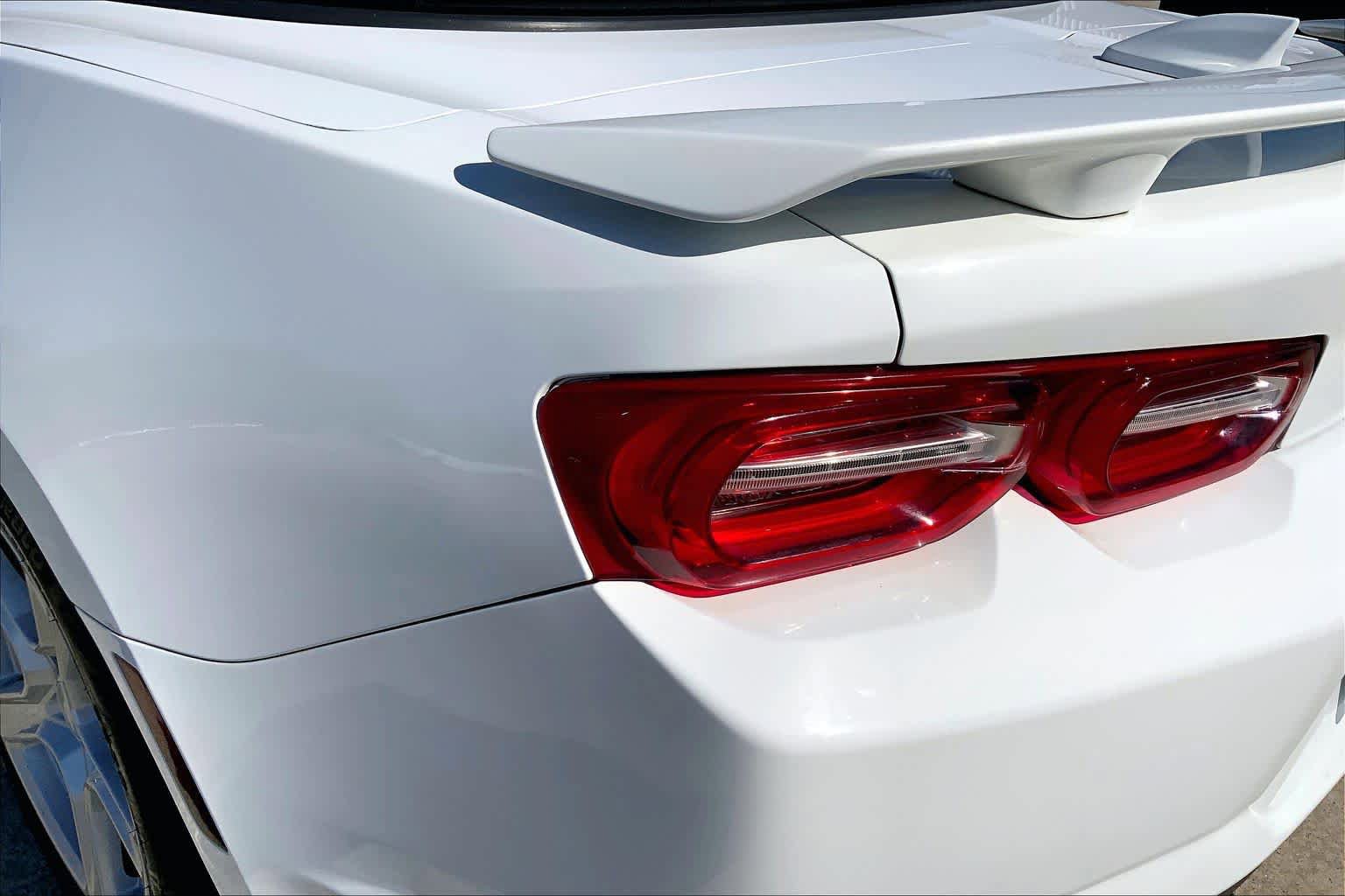 Used 2019 Chevrolet Camaro LT RWD image 23