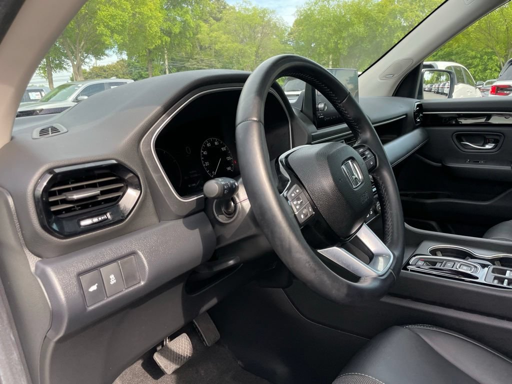 Certified 2025 Honda Pilot Touring image 28