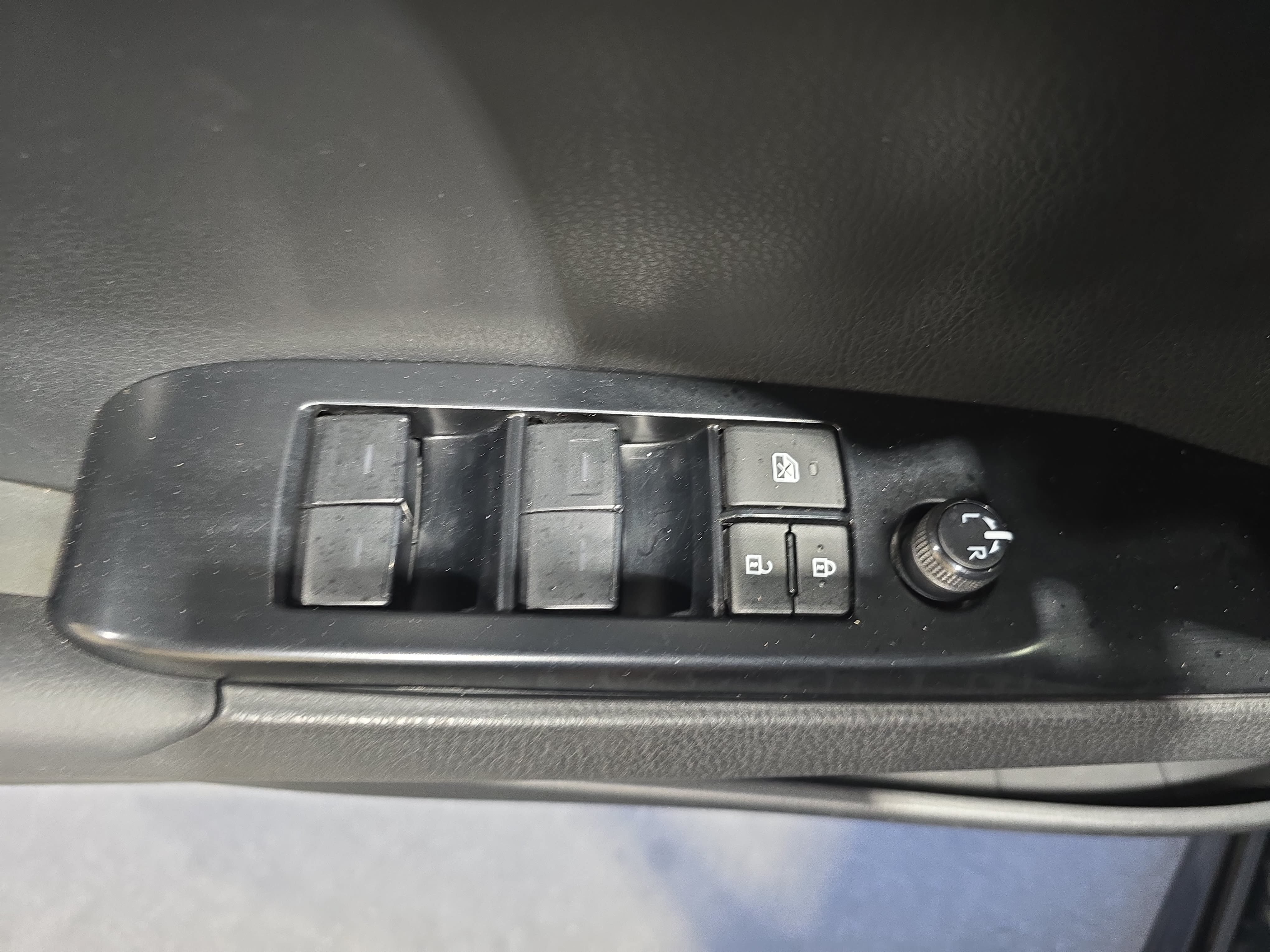 Used 2025 Toyota Camry SE w/ Multimedia Upgrade Package FWD image 26