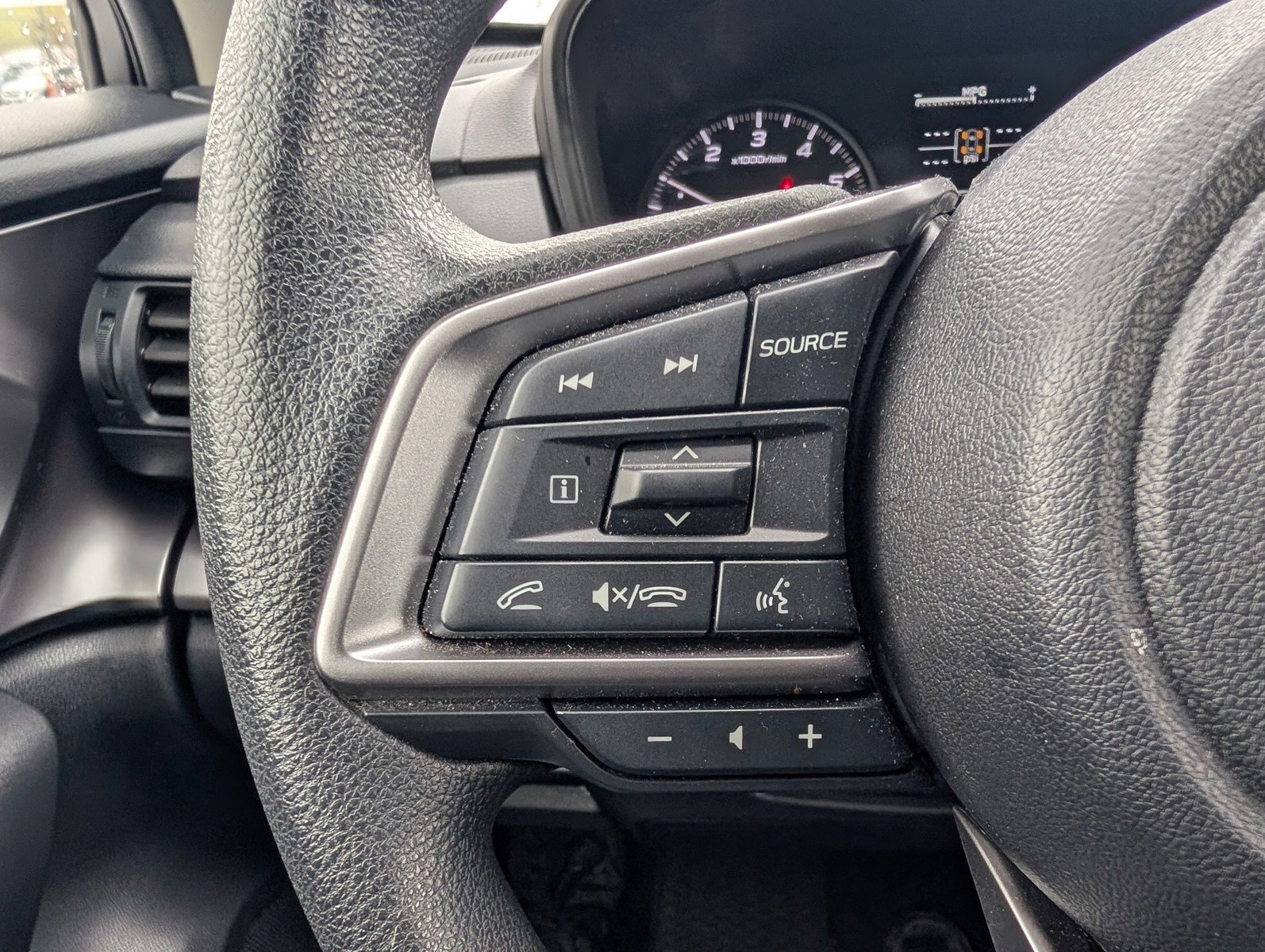 Used 2025 Subaru Impreza 2.0i image 27