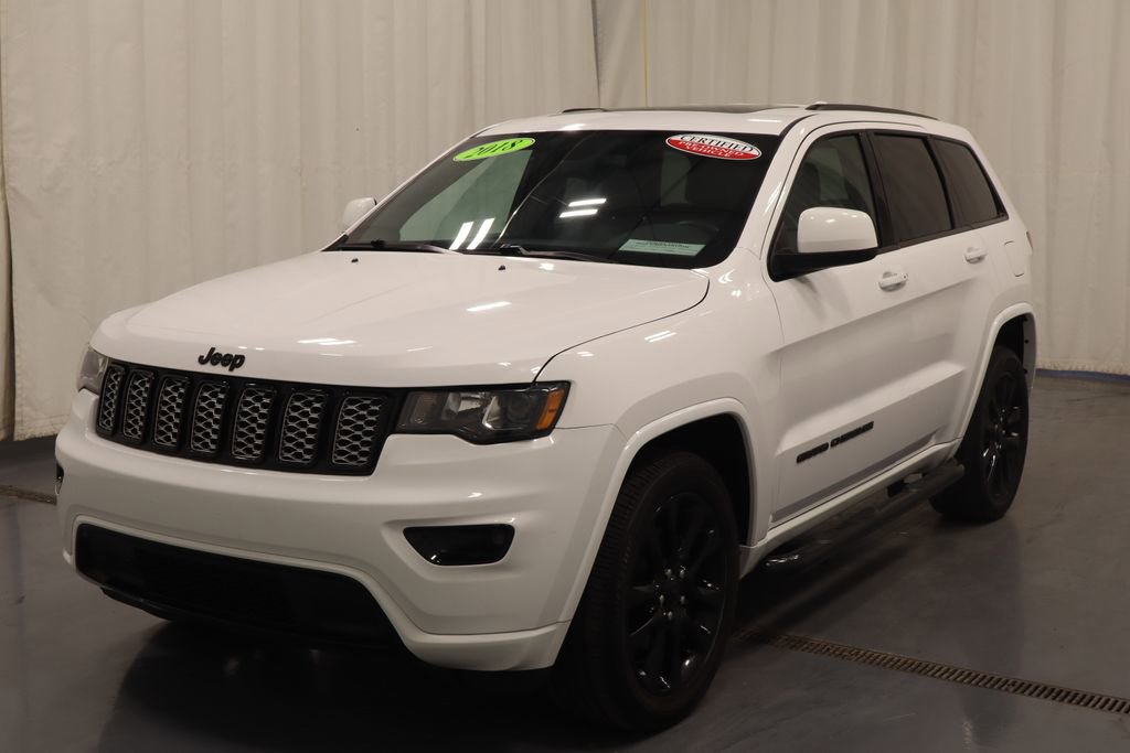 Certified 2018 Jeep Grand Cherokee Altitude AWD/4WD image 5