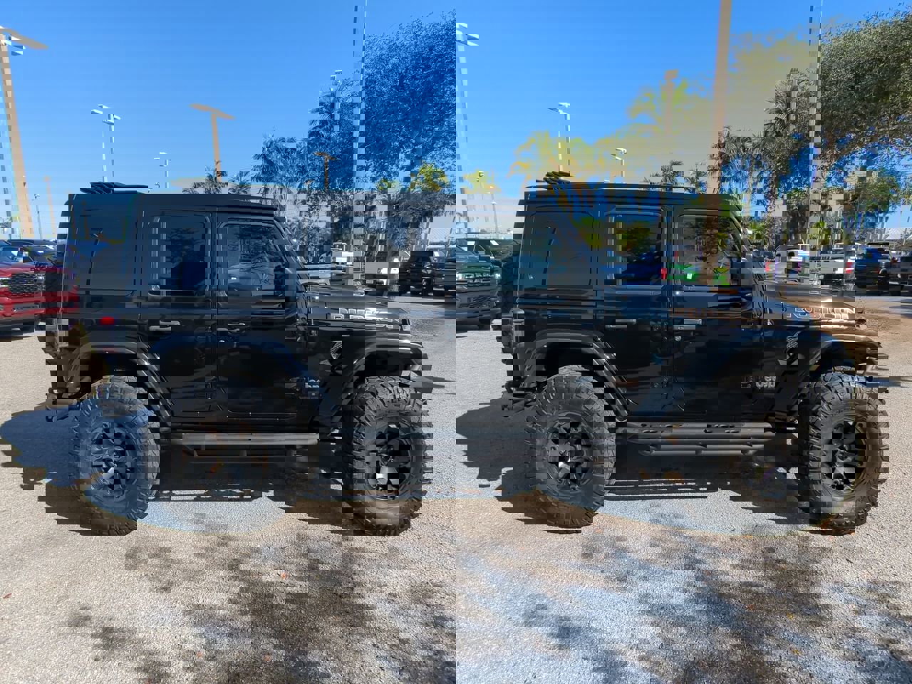 Used 2021 Jeep Wrangler Unlimited Rubicon w/ Trailer Tow Package image 4