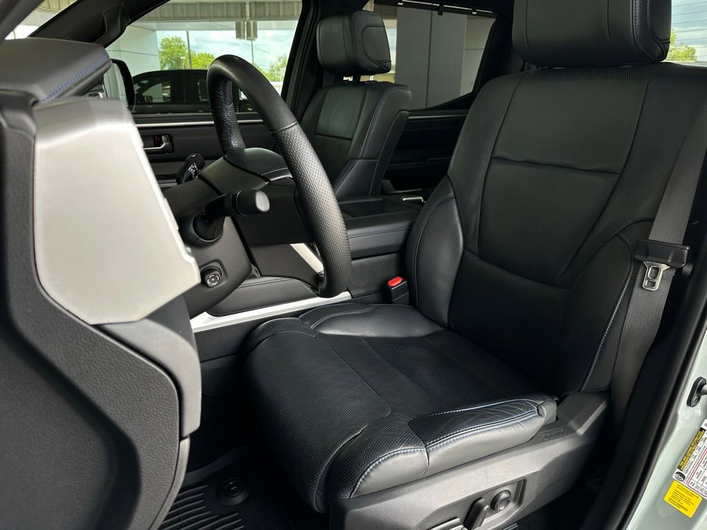 Used 2024 Toyota Tundra Platinum AWD/4WD image 13