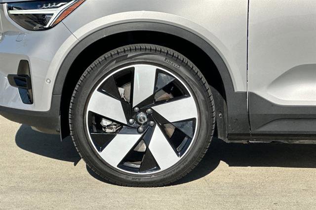 Certified 2024 Volvo XC40 Recharge Ultimate w/ Protection Package Premier image 31