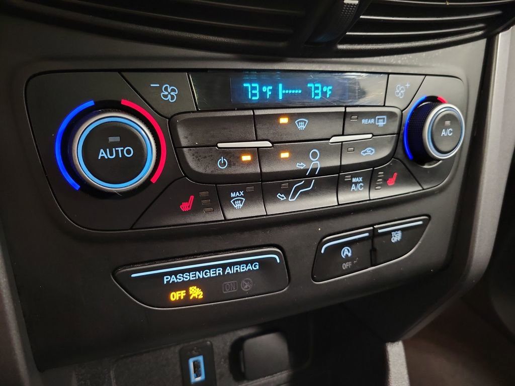 Used 2019 Ford Escape SEL image 17