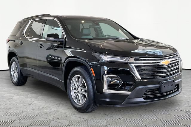 Used 2023 Chevrolet Traverse LT AWD/4WD image 1