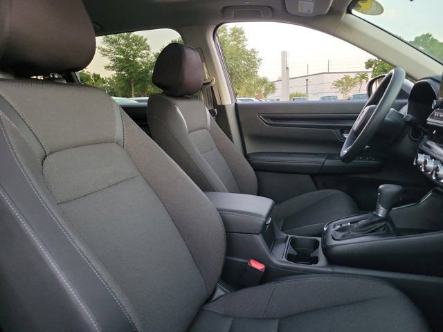 Used 2025 Honda CR-V EX image 8