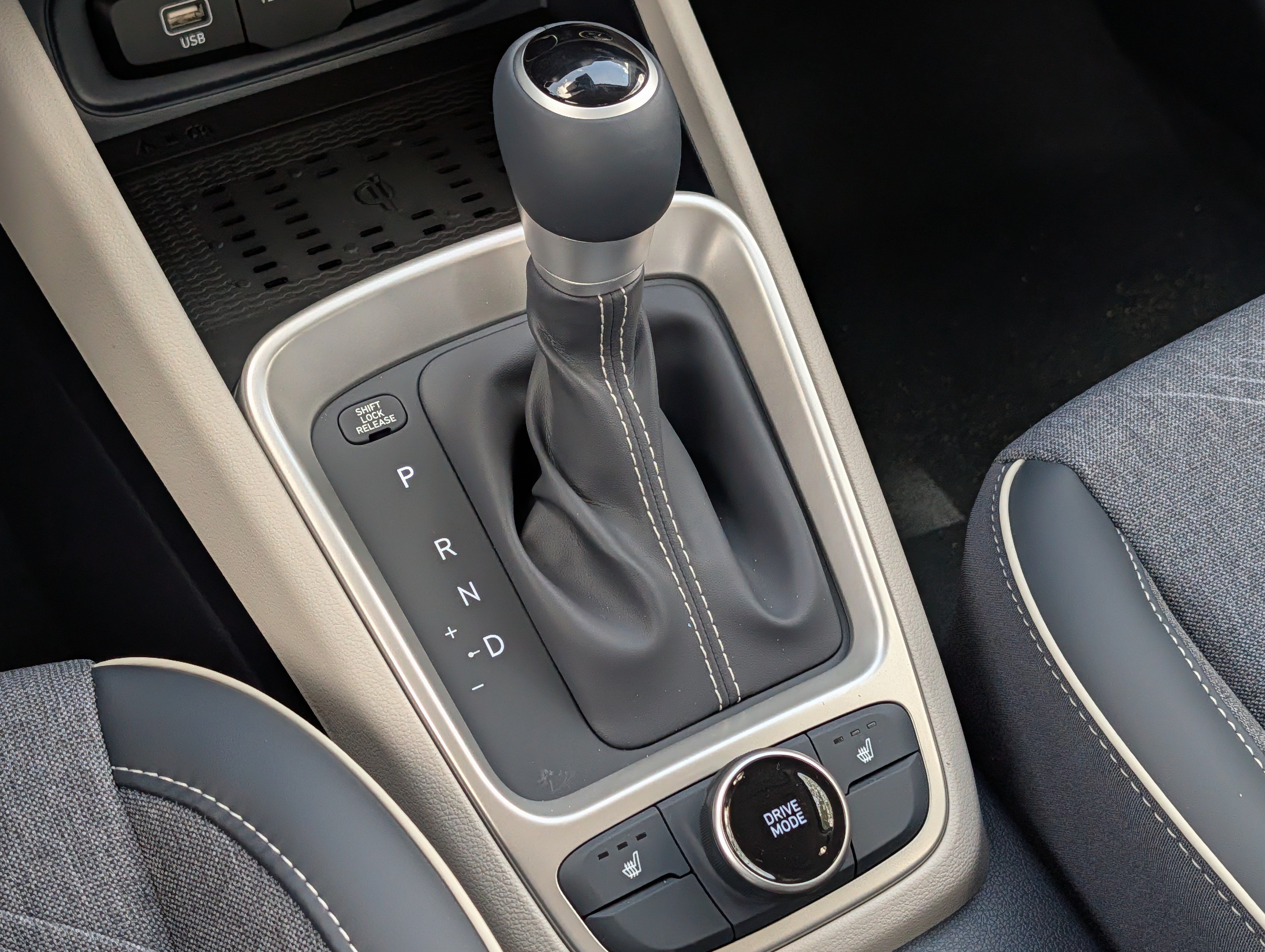New 2026 Hyundai Venue SEL FWD image 14