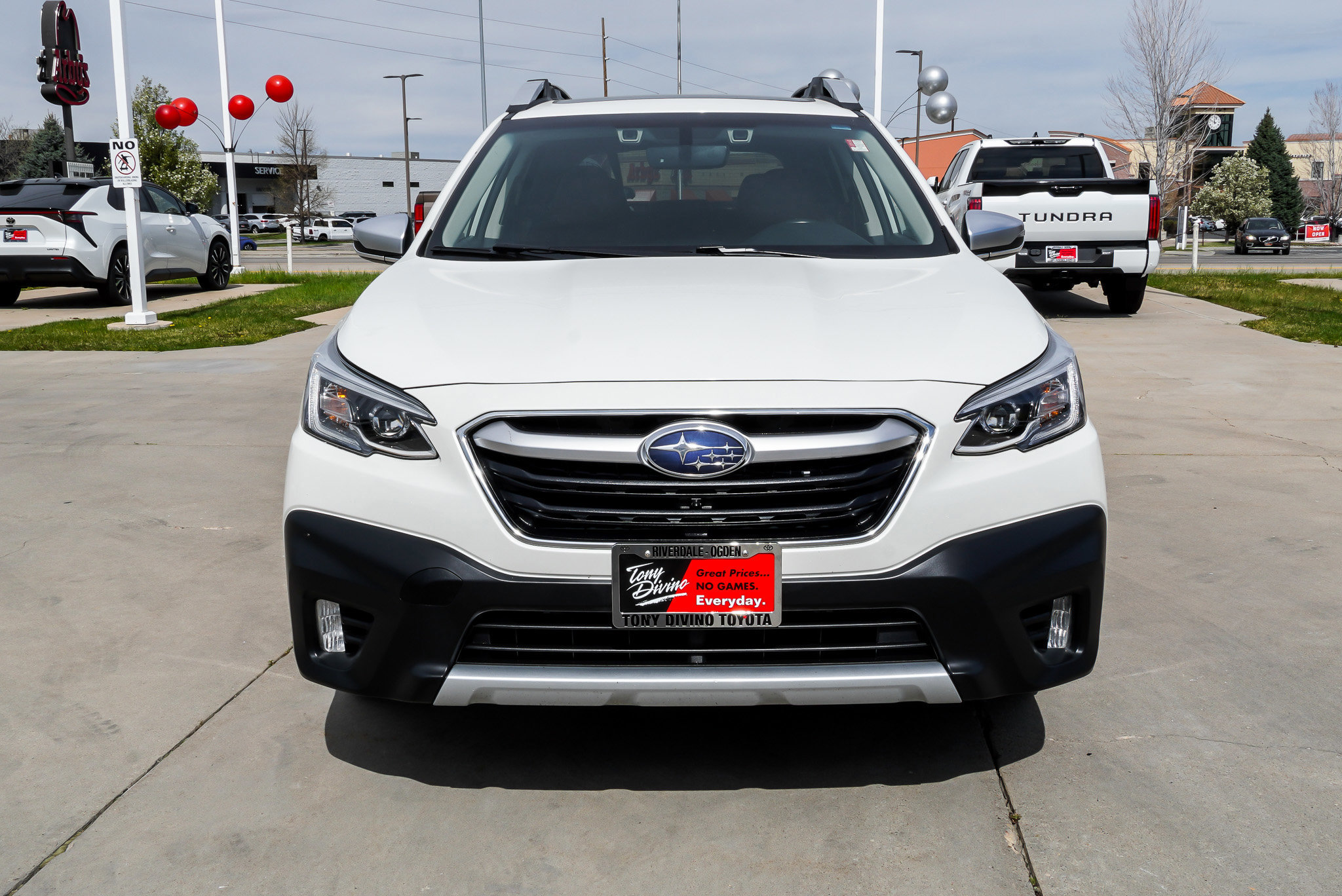 Used 2022 Subaru Outback Touring XT w/ Popular Package #2 image 3