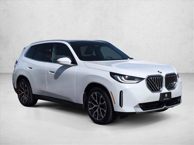Used 2025 BMW X3 xDrive30i w/ Convenience Package image 3