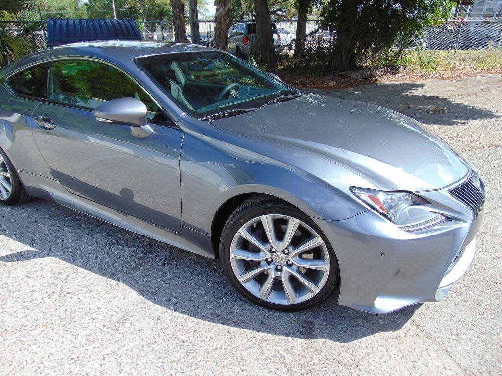 Used 2015 Lexus RC 350 w/ Luxury Package RWD image 3