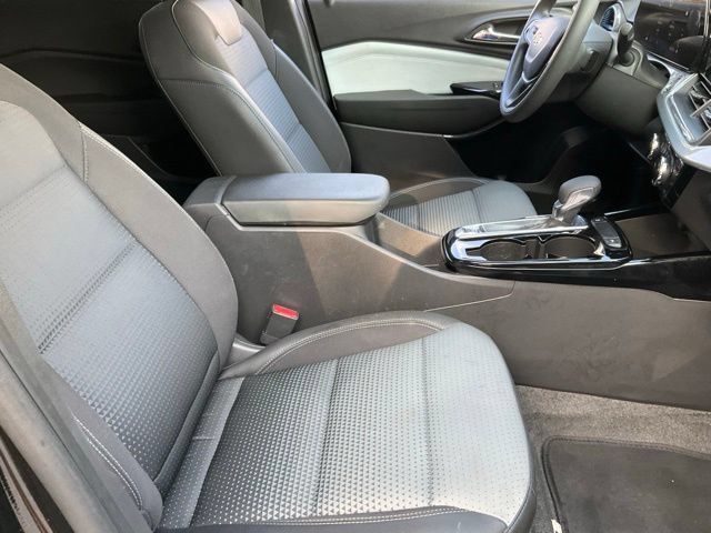 Used 2026 Chevrolet Trax LT FWD image 18