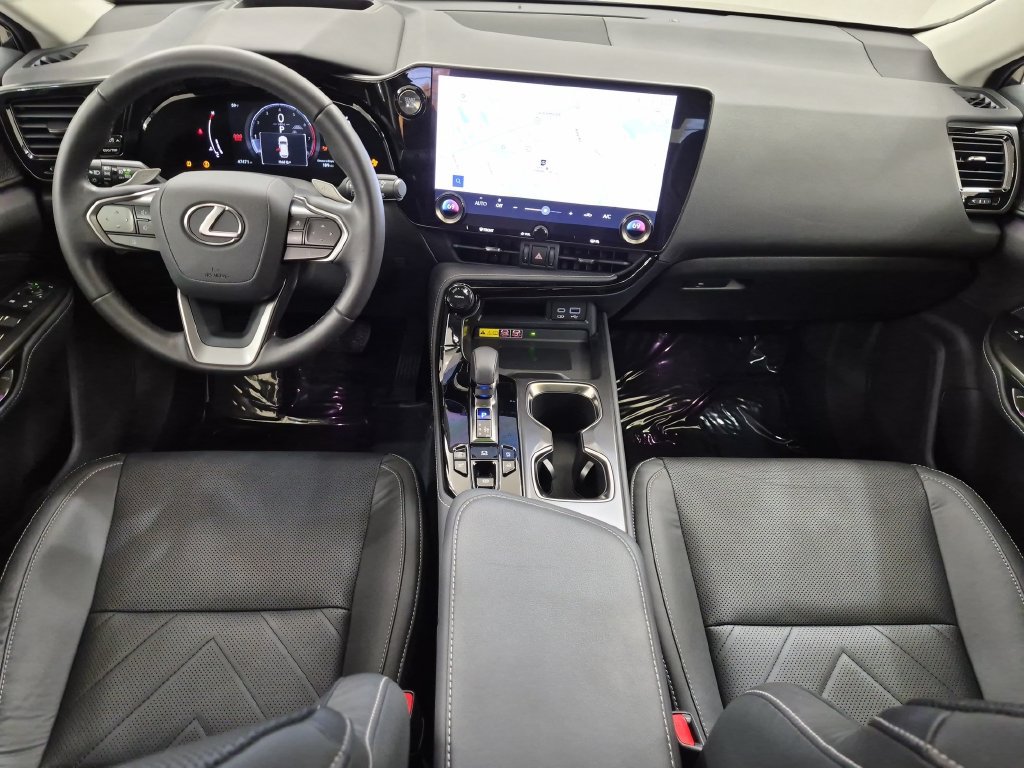 Used 2024 Lexus NX 350 AWD image 13