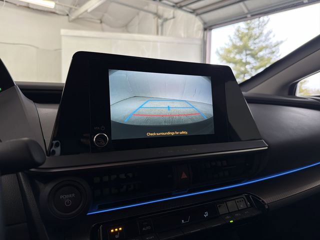 Used 2025 Toyota Prius XLE image 24