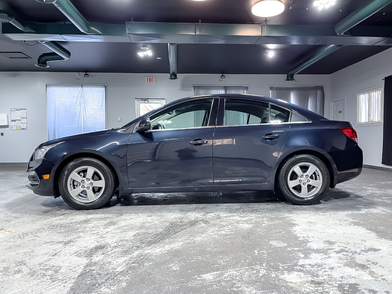 Used 2016 Chevrolet Cruze LT image 5