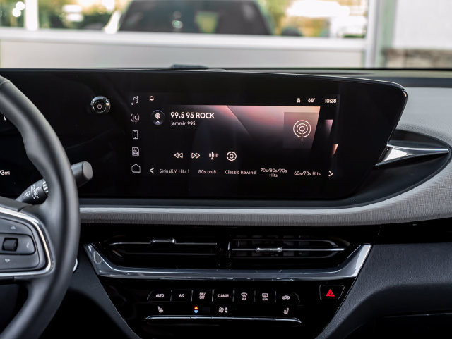 Used 2025 Buick Envista Avenir FWD image 23