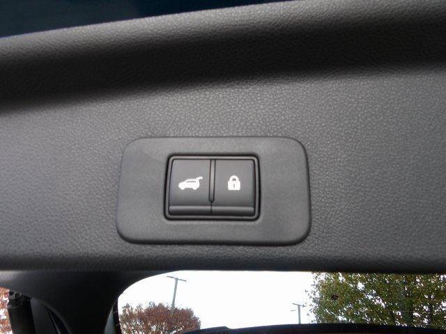 New 2026 Nissan Murano SL image 11