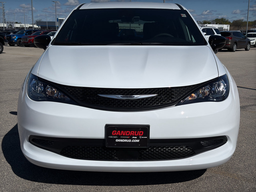 New 2026 Chrysler Voyager LX FWD image 3