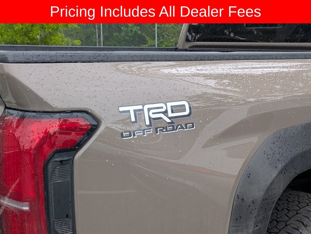 Used 2026 Toyota Tacoma TRD Off-Road w/ TRD Off Road Upgrade Package AWD/4WD image 7