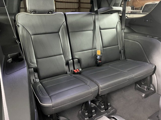 Used 2022 GMC Yukon SLT w/ SLT Luxury Package image 30