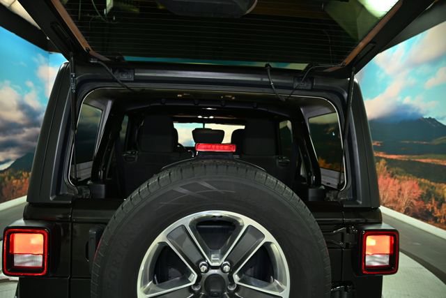 Used 2021 Jeep Wrangler Unlimited Sahara image 53