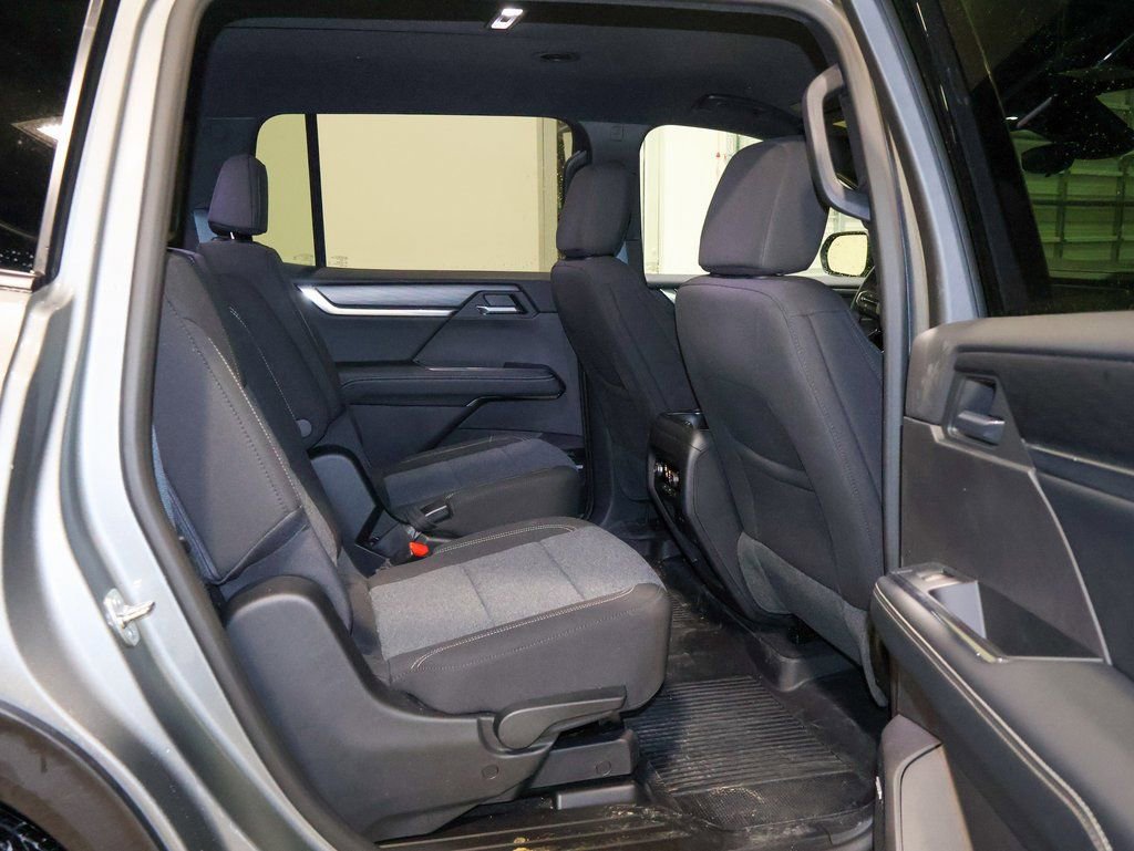 New 2026 GMC Acadia Elevation w/ LPO, Floor Liner Package image 30