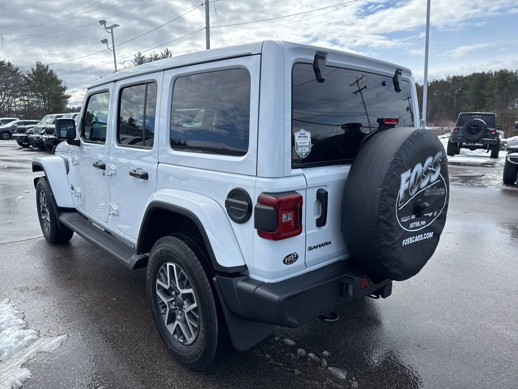 Certified 2025 Jeep Wrangler Sahara AWD/4WD image 3
