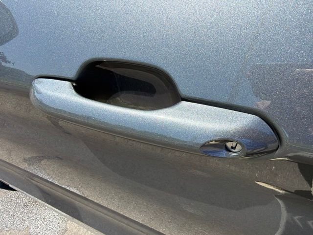 Used 2025 Ford Explorer Active RWD image 23