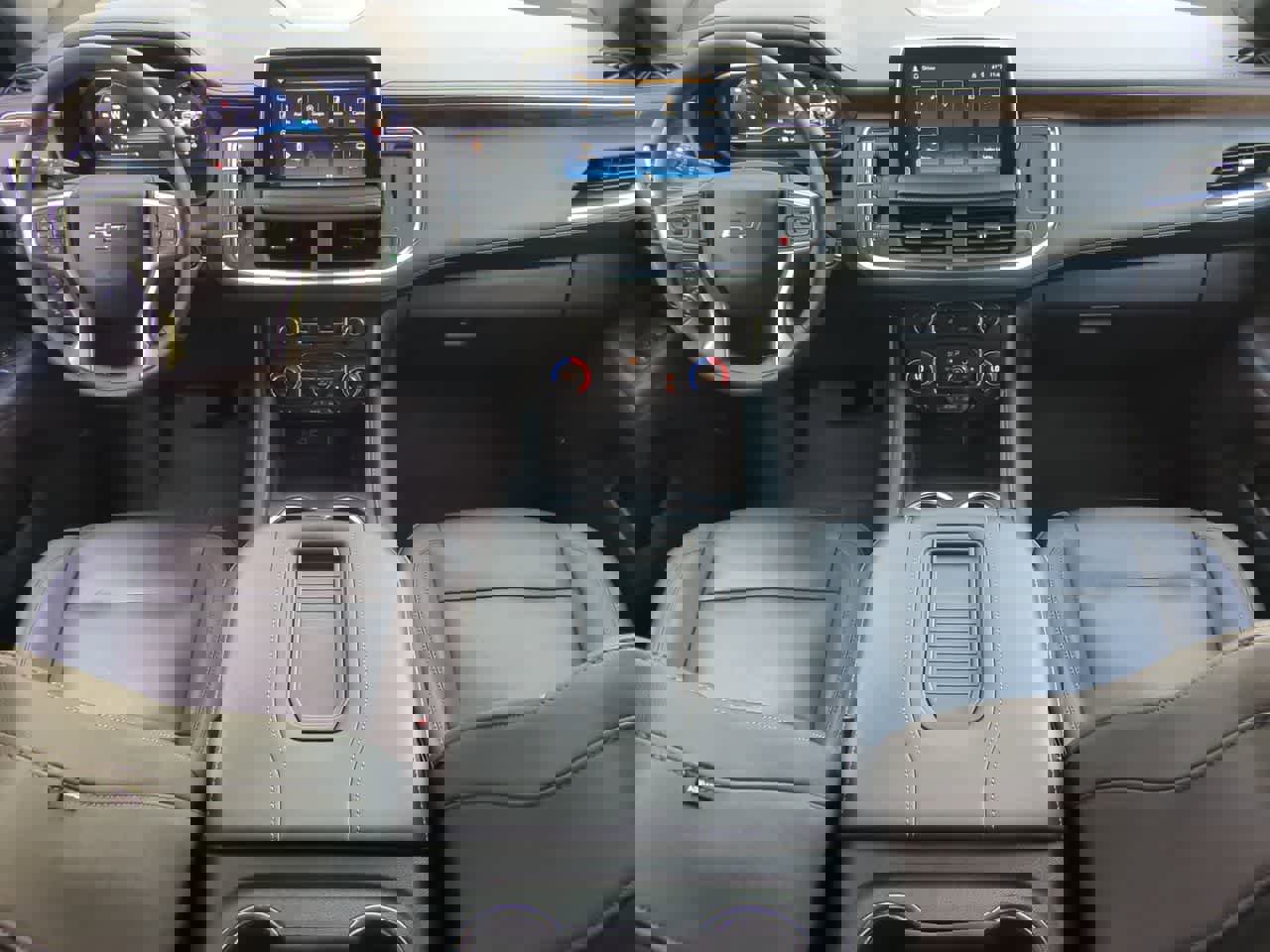 Used 2023 Chevrolet Suburban Z71 w/ Luxury Package image 13