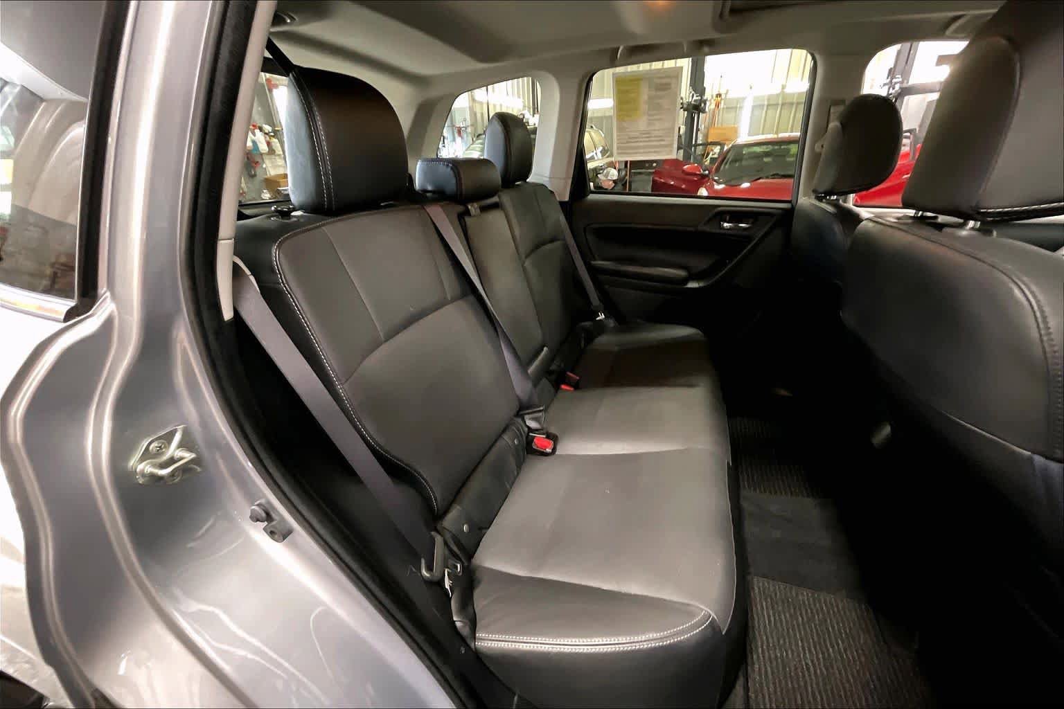 Used 2016 Subaru Forester 2.5i Limited AWD/4WD image 20