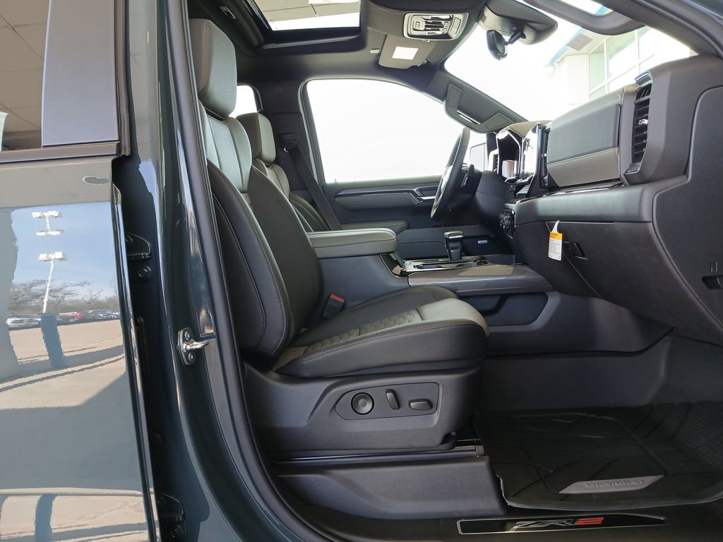 New 2026 Chevrolet Silverado 1500 ZR2 image 29