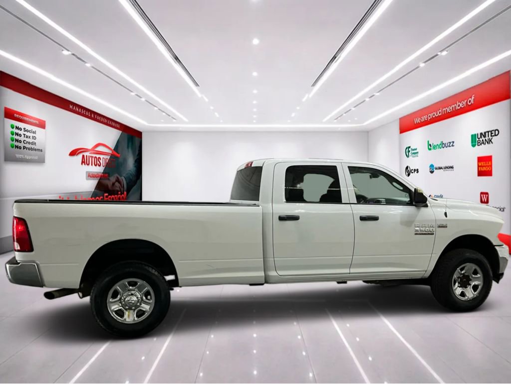 Used 2018 RAM 3500 Tradesman w/ Chrome Appearance Group AWD/4WD image 9