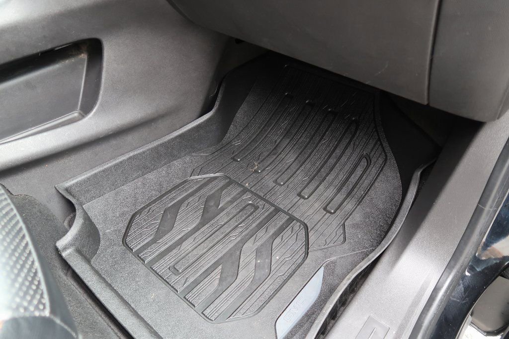 Certified 2020 GMC Terrain SLE w/ Driver Convenience Package image 39