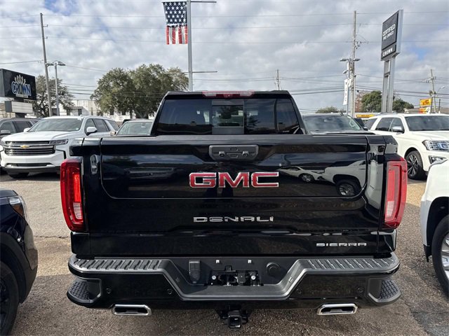 Used 2024 GMC Sierra 1500 Denali w/ Denali Reserve Package image 8