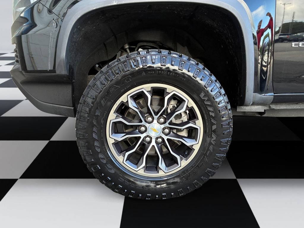 Used 2022 Chevrolet Colorado ZR2 AWD/4WD image 14