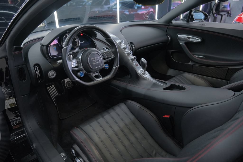 Used 2018 Bugatti Chiron AWD/4WD image 27