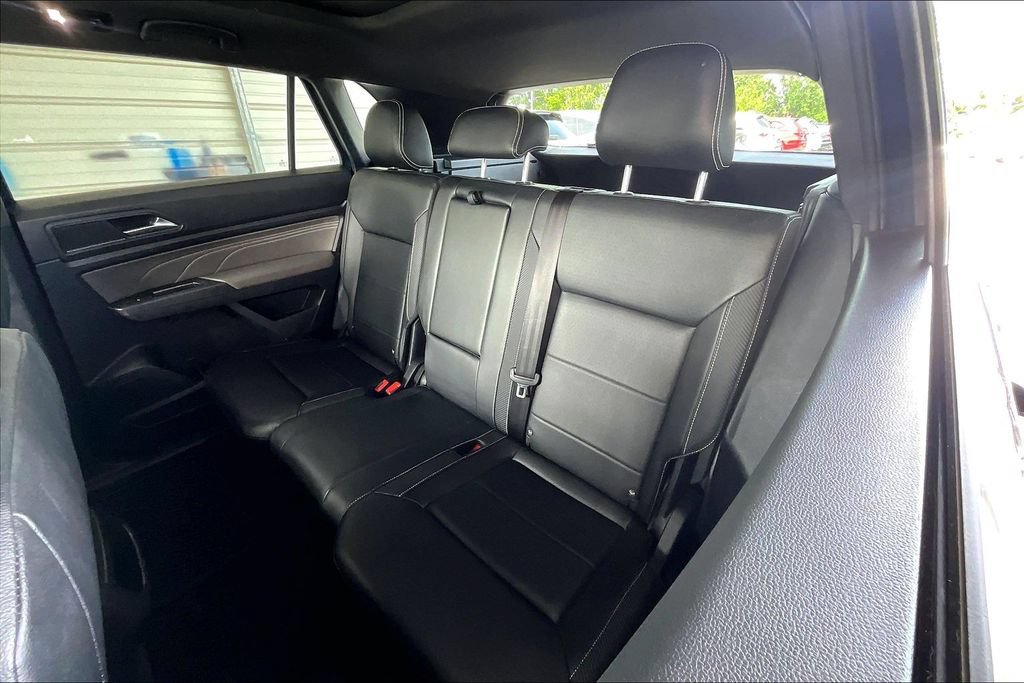 Used 2021 Volkswagen Atlas Cross Sport SEL w/ Cross Sport MDO Package AWD/4WD image 37