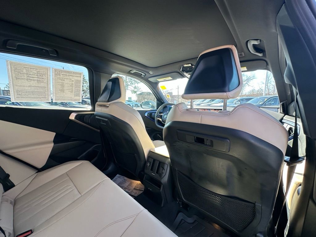 Certified 2025 BMW X3 xDrive30i w/ Convenience Package image 26