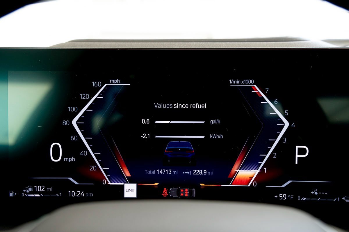 Certified 2023 BMW 330e w/ Premium Package image 10