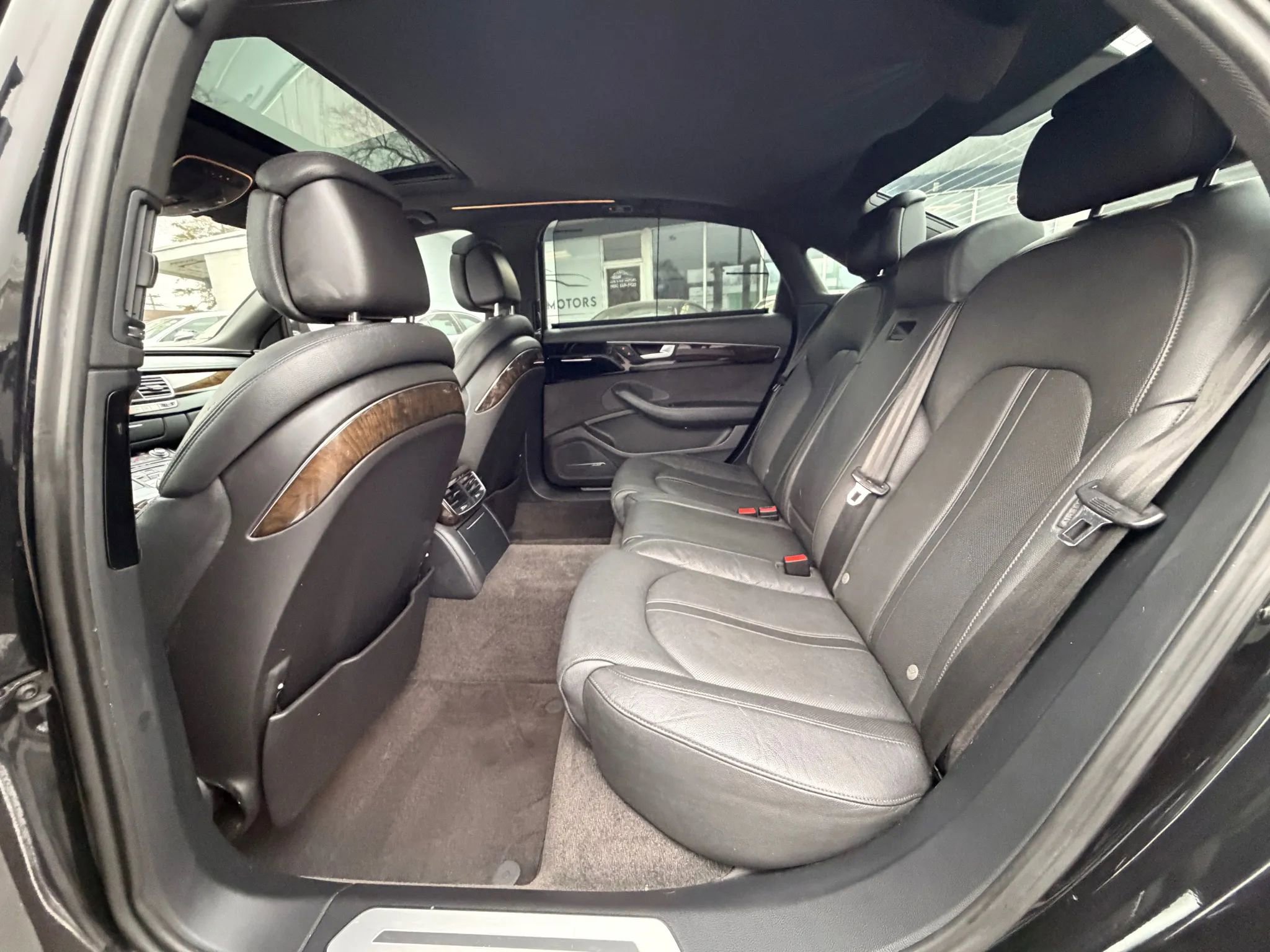 Used 2013 Audi A8 L 3.0T image 12