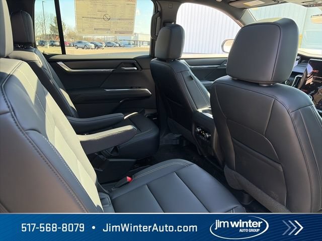 New 2026 GMC Acadia Elevation w/ Elevation Premium Package AWD/4WD image 17