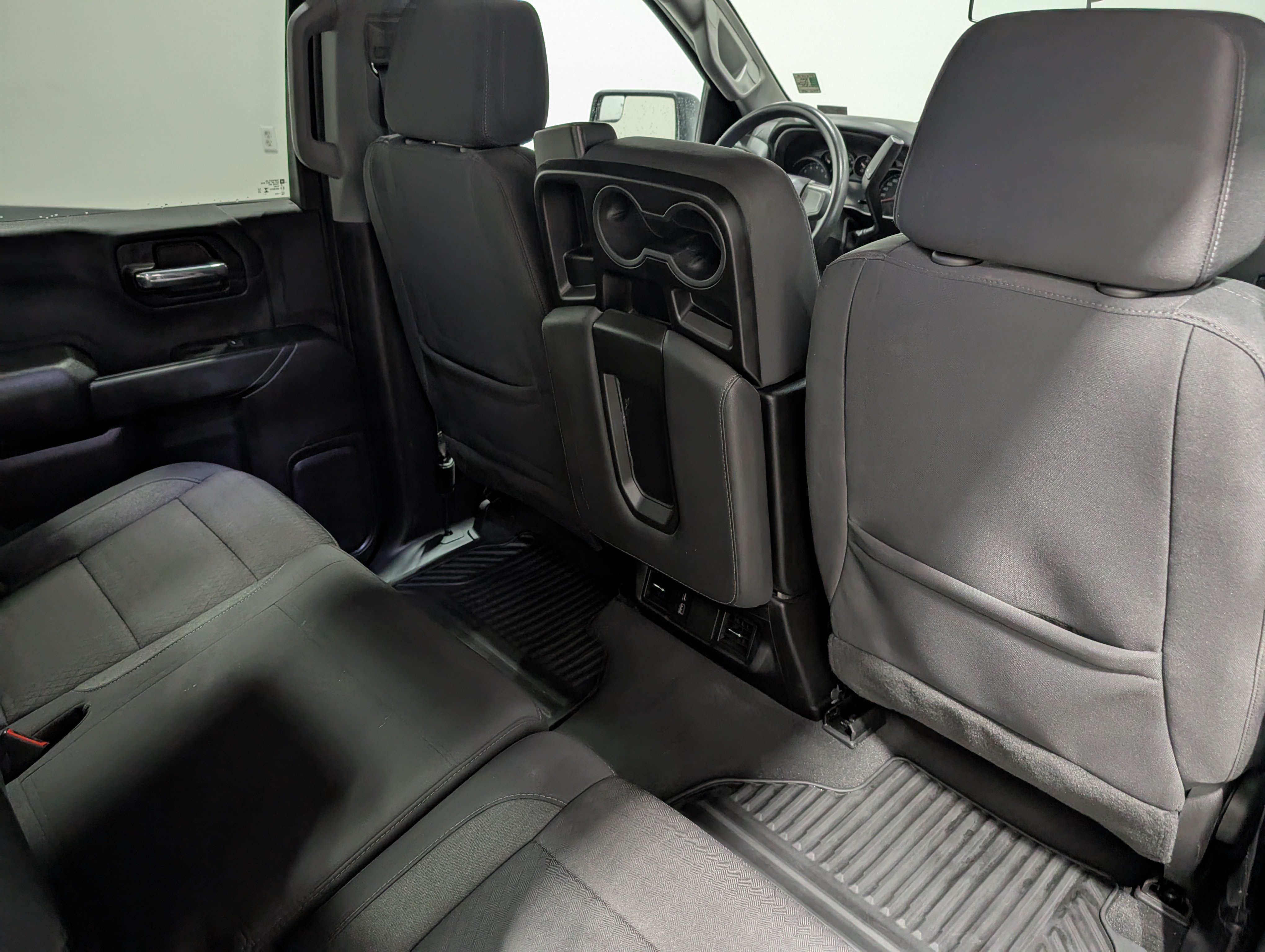 Used 2024 Chevrolet Silverado 1500 Custom AWD/4WD image 18