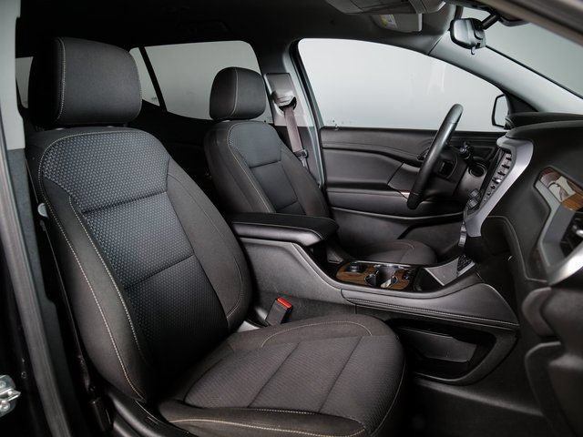 Used 2023 GMC Acadia SLE FWD image 3